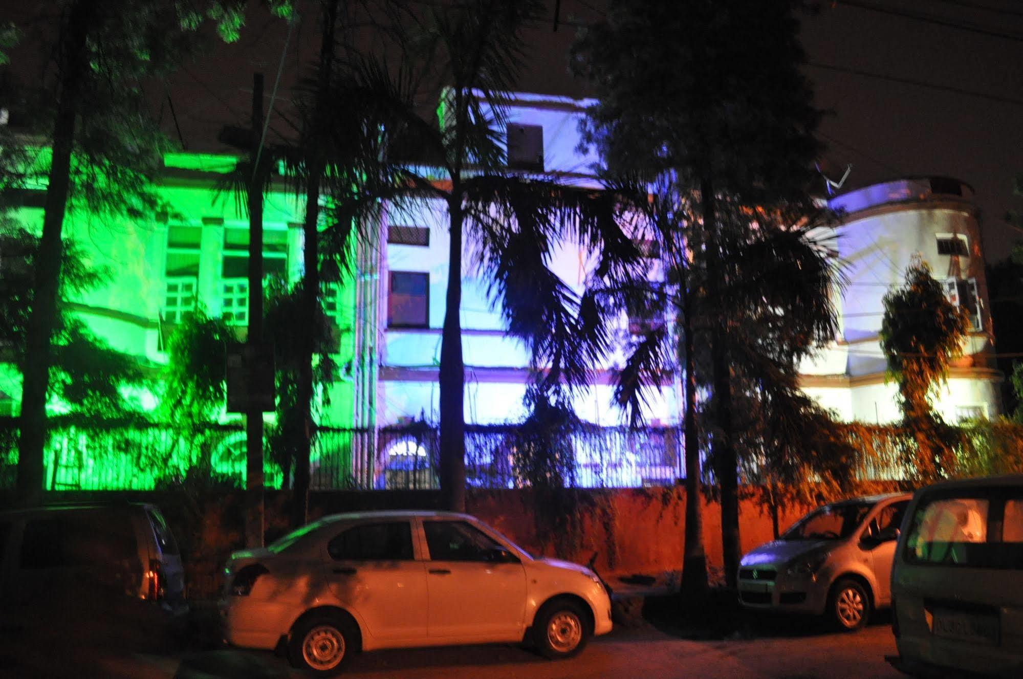 Hotel Kabli New Delhi Exterior photo